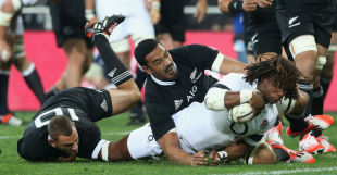 Marland Yarde piles over for England's early try, New Zealand v England, 2nd Test,  Dunedin, June 14, 2014