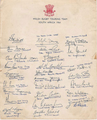 An autograph sheet from Wales' tour of South Africa in 1964