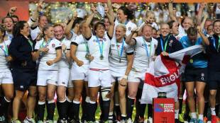 England's Katy Mclean holds aloft the World Cup, England v Canada, 2014 Women's Rugby World Cup, Stade Jean-Bouin, Paris, August 17, 2014