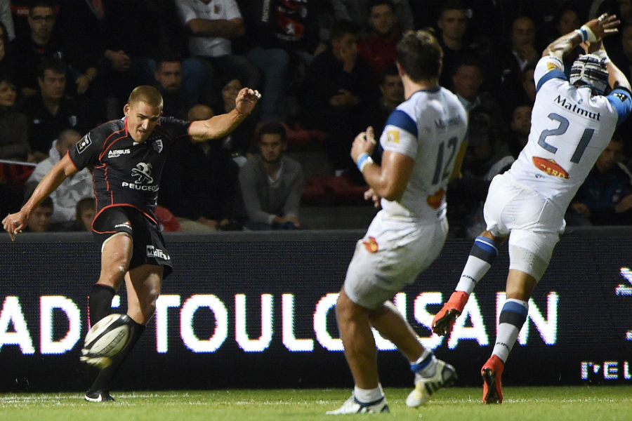 Toby Flood kicks the ball during Toulouse's bonus-point win against Castres