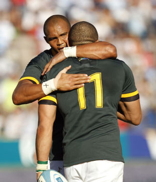 South Africa's Bryan Habana is congratulated on his try by Cornall Hendricks, Argentina v South Africa, Rugby Championship, Salta, August 23, 2014