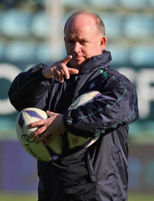 Ireland coach Declan Kidney offers some instruction to his side, Italy v Ireland, Six Nations Champiomship, Stadio Flaminio, Rome, Italy, February 15, 2009
