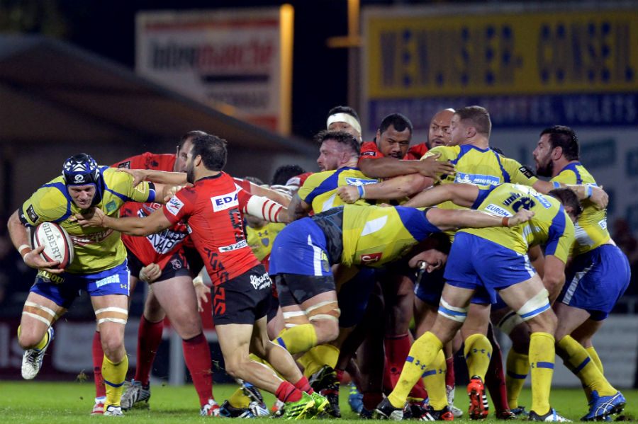Clermont's Julien Bonnaire splinters off from the side of the scrum
