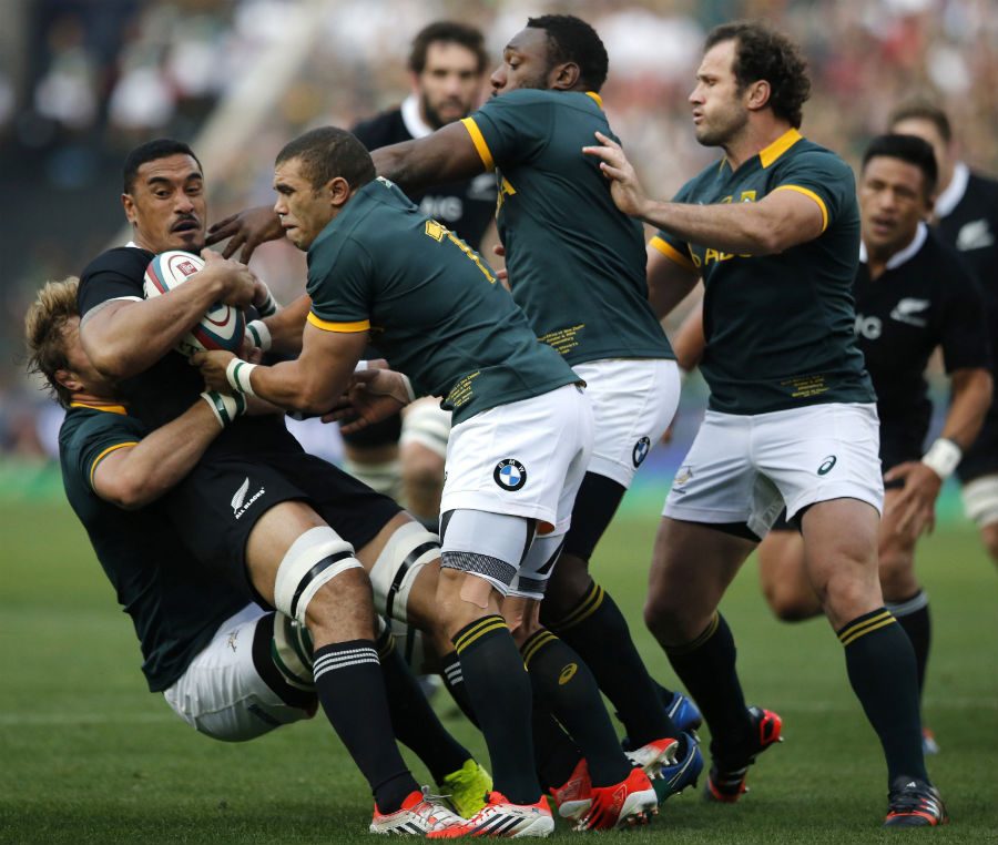 All Blacks' Jerome Kaino finds himself at the centre of Springbok attention