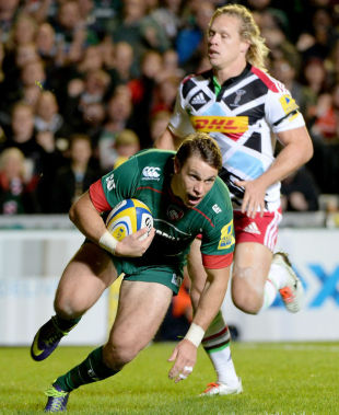 Blaine Scully dives over for a try, Leicester Tigers v Harlequins, Aviva Premiership, Welford Road, October 10, 2014