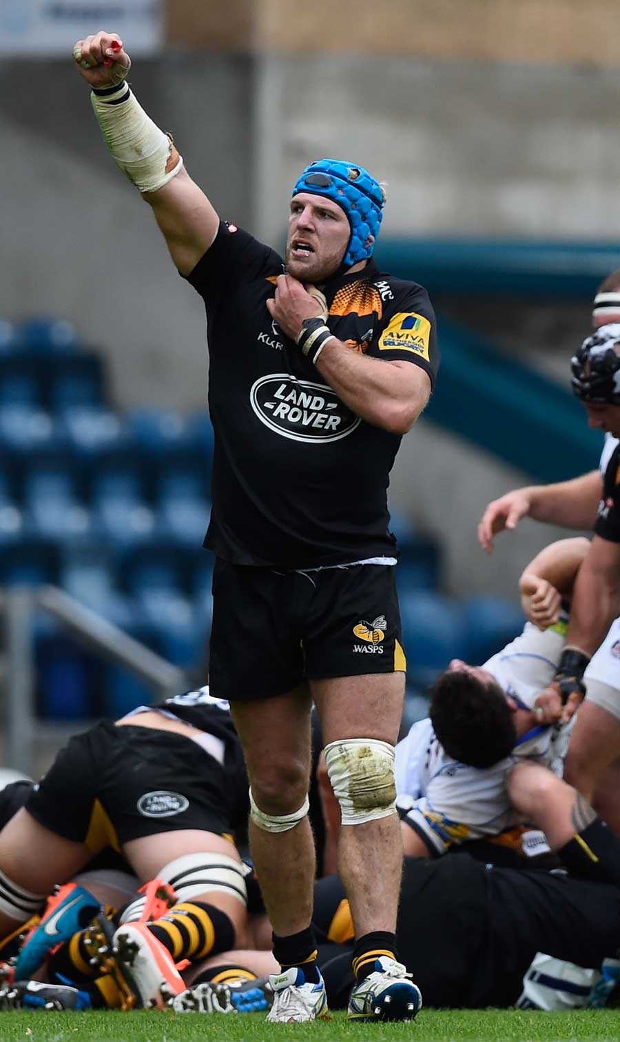 Wasps' James Haskell celebrates their win over Bath