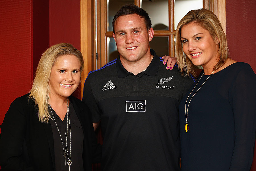 New Zealand's James Parsons with sister, Sarah (L), and wife, Samantha (R)