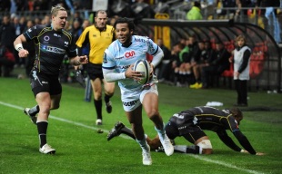 Teddy Thomas sprints away to score Racing's second try, Racing Metro v Ospreys, European Champions Cup, Stade Le Mans, Le Mans, December 13, 2014