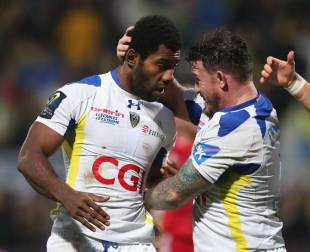 Clermont's Noa Nakaitaci is congratulated on his try, Clermont Auvergne v Munster, European Champions Cup, Stade Marcel-Michelin, December 14, 2014