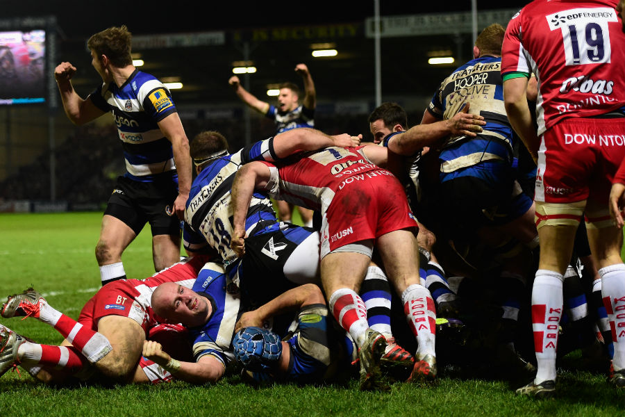 Bath celebrate their opening try