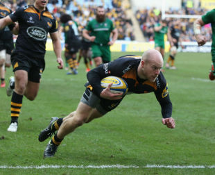 Wasps' Joe Simpson scores their first try at their new home, Wasps v London Irish, Aviva Premiership, Ricoh Arena, Coventry, December 21, 2014