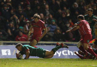 Tom Youngs goes over, Leicester Tigers v Scarlets, European Champions Cup, Welford Road, January 16, 2015
