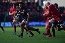 Billy Vunipola goes on the charge for Saracens