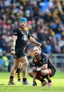 James Haskell and Andy Goode rue Goode's last minute missed drop-goal attempt