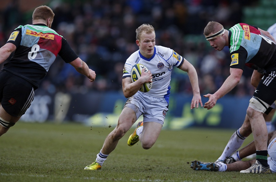 Bath's Will Homer breaks against Quins