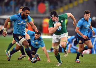 Tommy O'Donnell makes a line break on his way to scoring Ireland's second try, Italy v Ireland, Six Nations, Stadio Olimpico, Rome, Italy, February 7, 2015