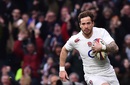 England's Danny Cipriani runs in a try
