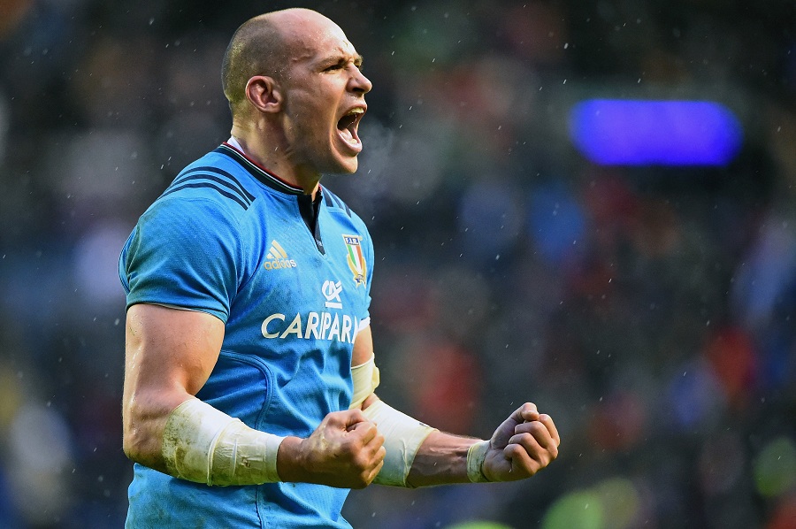 Sergio Parisse roars with delight at the full-time whistle