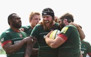 Geoff Parling is congratulated by Sebastian de Chaves