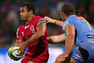Will Genia of the Reds looks to pass the ball, Force v Reds, Super Rugby, nib Stadium, Perth, May 30, 2015