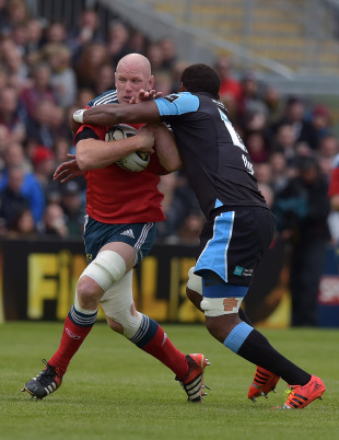 BELFAST, NORTHERN IRELAND - MAY 30:  Leone Nakarawa of Glasgow Warriors (R) and Paul O'Connell of Munster (L) in action during the Guinness Pro 12 final match between Munster and Glasgow Warriors at Kingspan Stadium on May 30, 2015 in Belfast, United Kingdom.  (Photo by Charles McQuillan/Getty Images)
