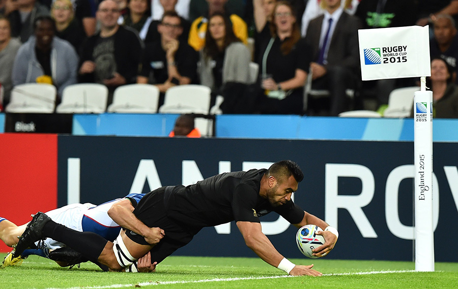 New Zealand's number 8 Victor Vito scores a try