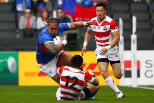 Harumichi Tatekawa pulls down Alesana Tuilagi, Samoa v Japan, Rugby World Cup, Stadium mk, Milton Keynes, October 3, 2015