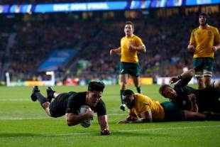 New Zealand's Nehe Milner-Skudder scores the first try, New Zealand v Australia, Rugby World Cup, final, Twickenham Stadium, London, October 31, 2015
