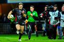 Toulon's winger Drew Mitchell scores a try