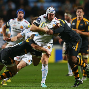 Thomas Waldrom of Exeter Chiefs makes a break during the Aviva Premiership match between Wasps and Exeter Chiefs at the Ricoh Arena on December 4, 2015 in Coventry, England. (Photo by Matthew Lewis/Getty Images)