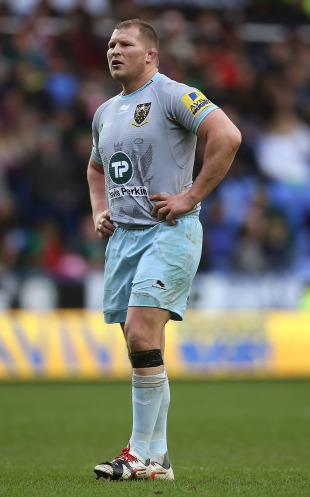 READING, ENGLAND - DECEMBER 26:  Dylan Hartley of Northampton looks on during the Aviva Premiership match between London Irish and Northampton Saints at Madejski Stadium on December 26, 2015 in Reading, England.  (Photo by Ben Hoskins/Getty Images)