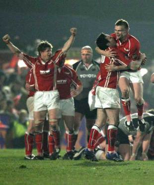 Dwayne Peel and Stephen Jones celebrate victory over Munster, Scarlets v Munster, Heineken Cup, Stradey Park, Llanelli, March 30, 2007