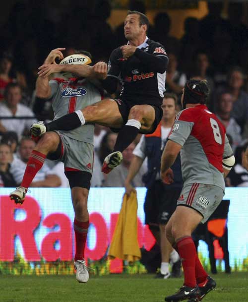 The Sharks' Stefan Terblanche attempts to claim a high ball