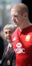 Lions head coach Ian McGeechan looks up to his captain Paul O'Connell 