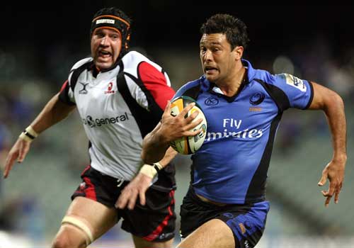 Western Force's Cameron Shepherd runs in for a try
