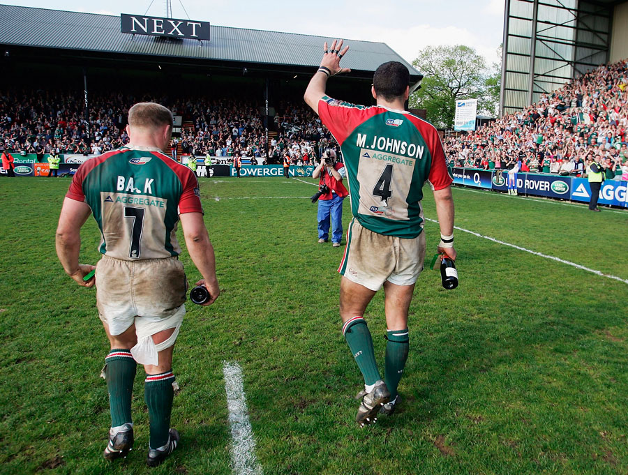 Martin Johnson and Neil Back salute the Welford Road crowd