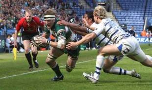 Leicester's Tom Croft closes in on the try line, Leicester v Bath, Guinness Premiership Semi-Final, Walkers Stadium Leicester, England, May 9, 2009