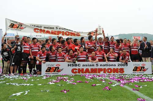 Japan celebrate winning the 2009 Asian Five Nations