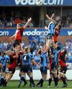The Crusaders and the Bulls compete for a lineout