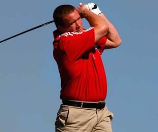 England & Lions prop Phil Vickery relaxes with a round of golf in Johannesburg, British & Irish Lions tour, Johannesburg, South Africa, May 31, 2009