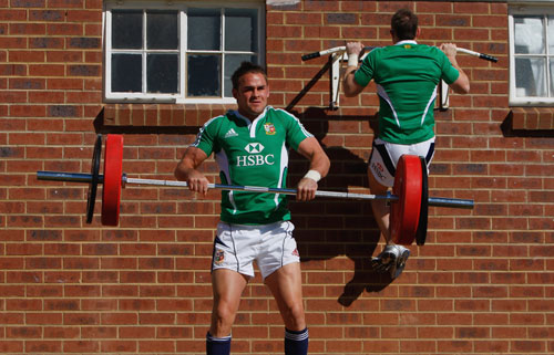 British & Irish Lions players Lee Byrne and Shane Williams work out at St David's college 