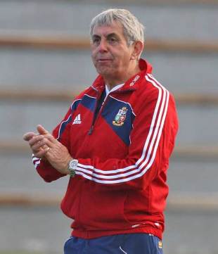 Lions head coach Ian McGeechan casts an eye over training, Bishops School, Cape Town, South Africa, June 15, 2009
