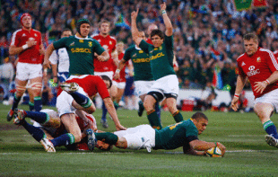 South Africa wing Bryan Habana dives over to score his sides second try, South Africa v British & Irish Lions, Loftus Versfeld, Pretoria, South Africa, June 27, 2009