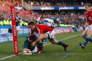 South Africa replacement Jaque Fourie dives over to score in the corner, South Africa v British & Irish Lions, Loftus Versfeld, Pretoria, South Africa, June 27, 2009