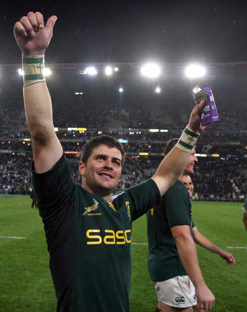 South Africa fly-half Morne Steyn salutes the crowd