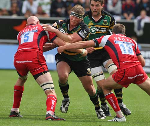 Northampton's Dylan Hartley takes on the Worcester defence