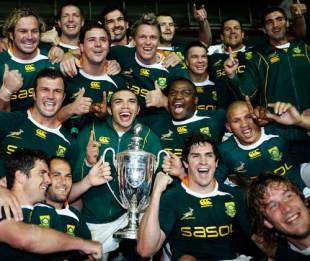 South Africa celebrate with the Tri-Nations trophy, South Africa v New Zealand, Tri-Nations, Waikato Stadium, Hamilton, September 12, 2009