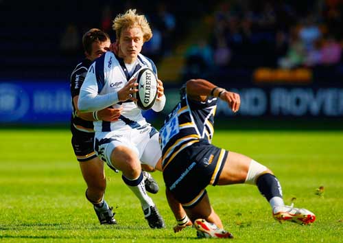 Sale's Matthew Tait on the attack against Worcester at Sixways Stadium