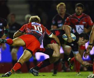 Toulon fly-half Jonny Wilkinson launches himself at Brad Barritt, Toulon v Saracens, European Challenge Cup, Stade Mayol, October 15, 2009