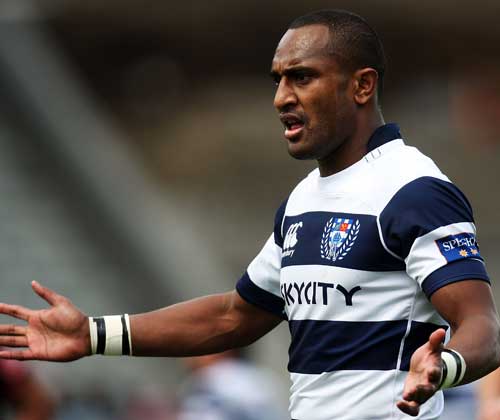 Auckland wing Joe Rokocoko calls for the ball